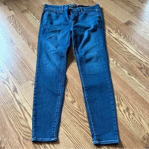 Torrid sky hi skinny jeans